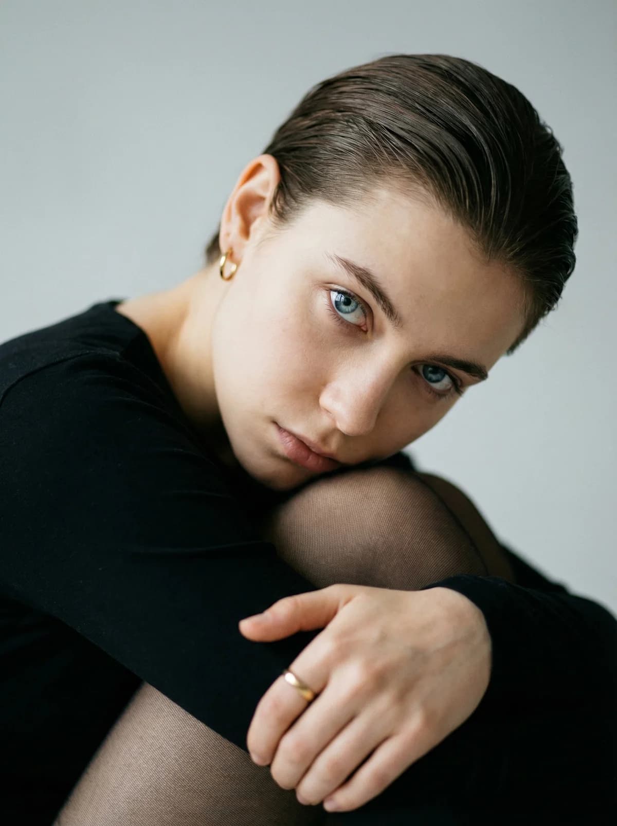 Close-up Portrait - Blue Eyes – AI photo prompt example