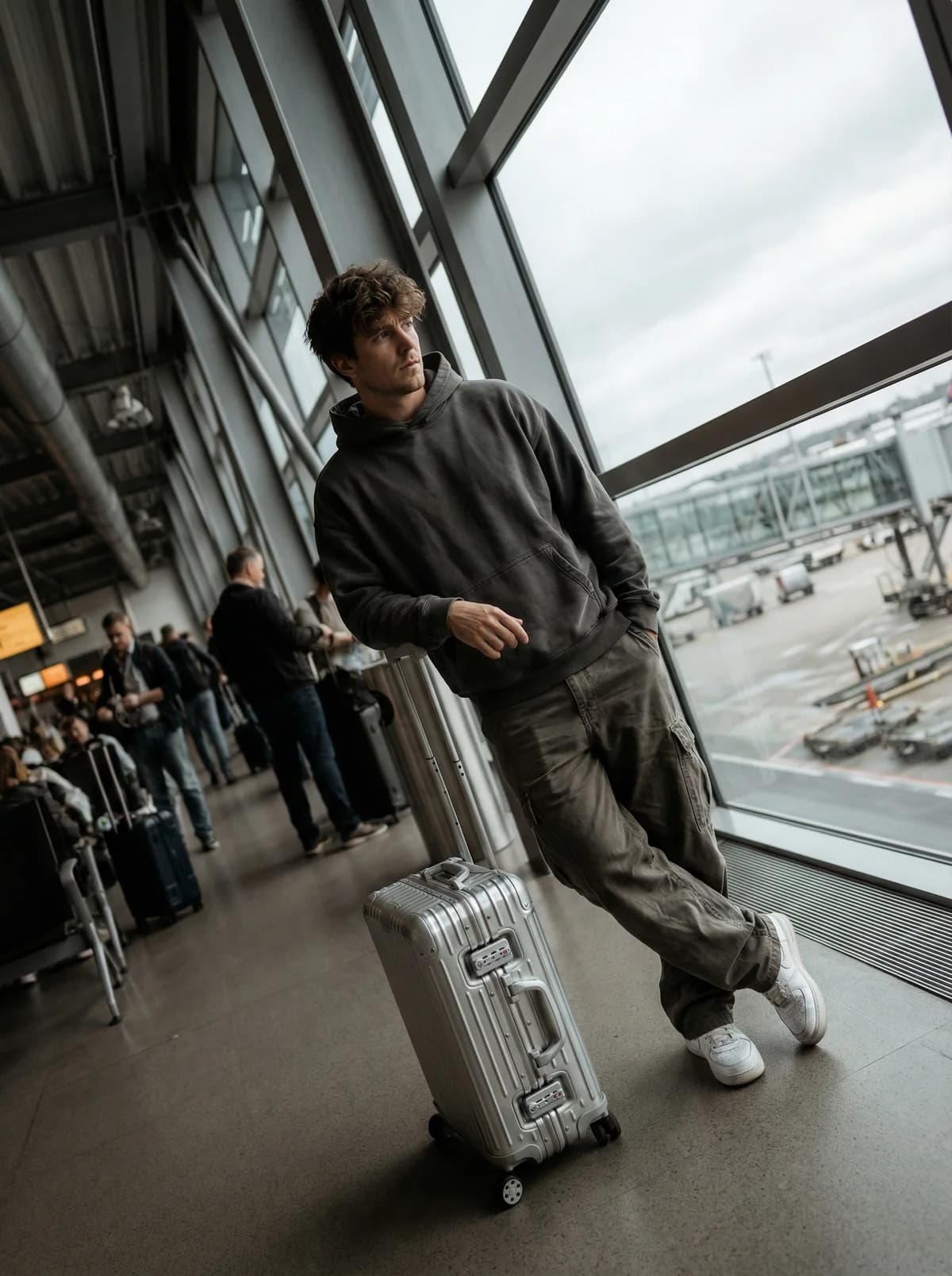Airport - Male Travel Style – AI photo prompt example