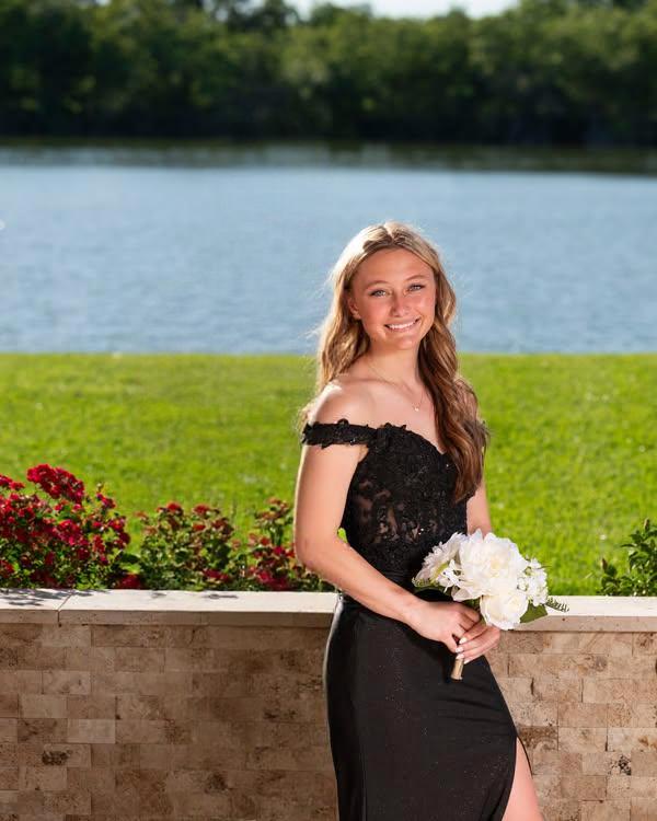 Prom photo with the object removed